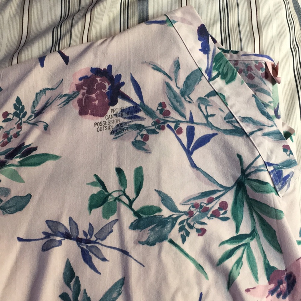 3XL floral scrub top